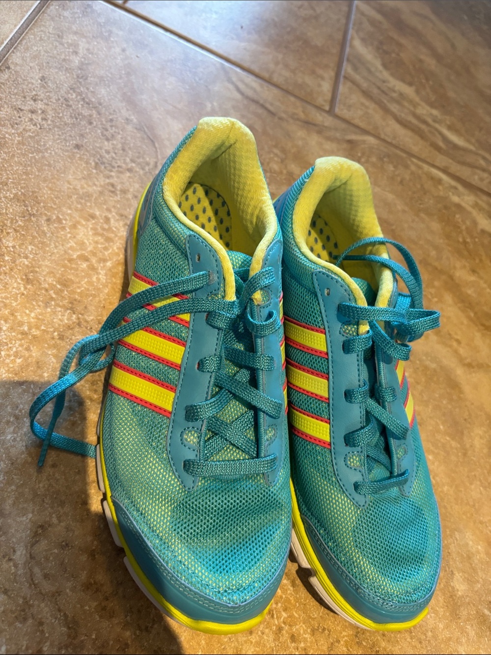 adidas Women's Turquoise Yellow Red Running Sneakers